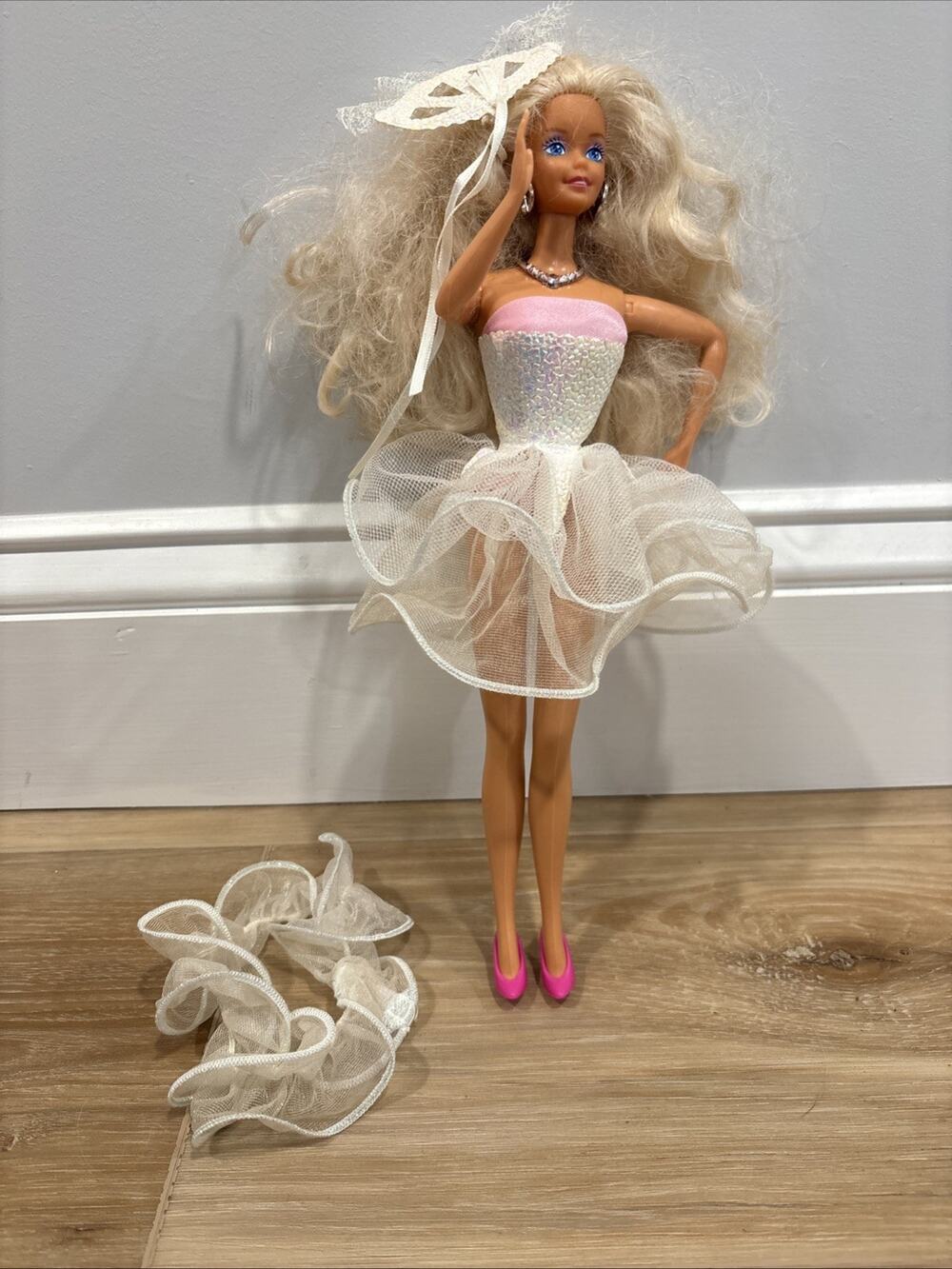 Mattel Barbie Doll Dance Magic 1989 #4836 With Accessories Vintage